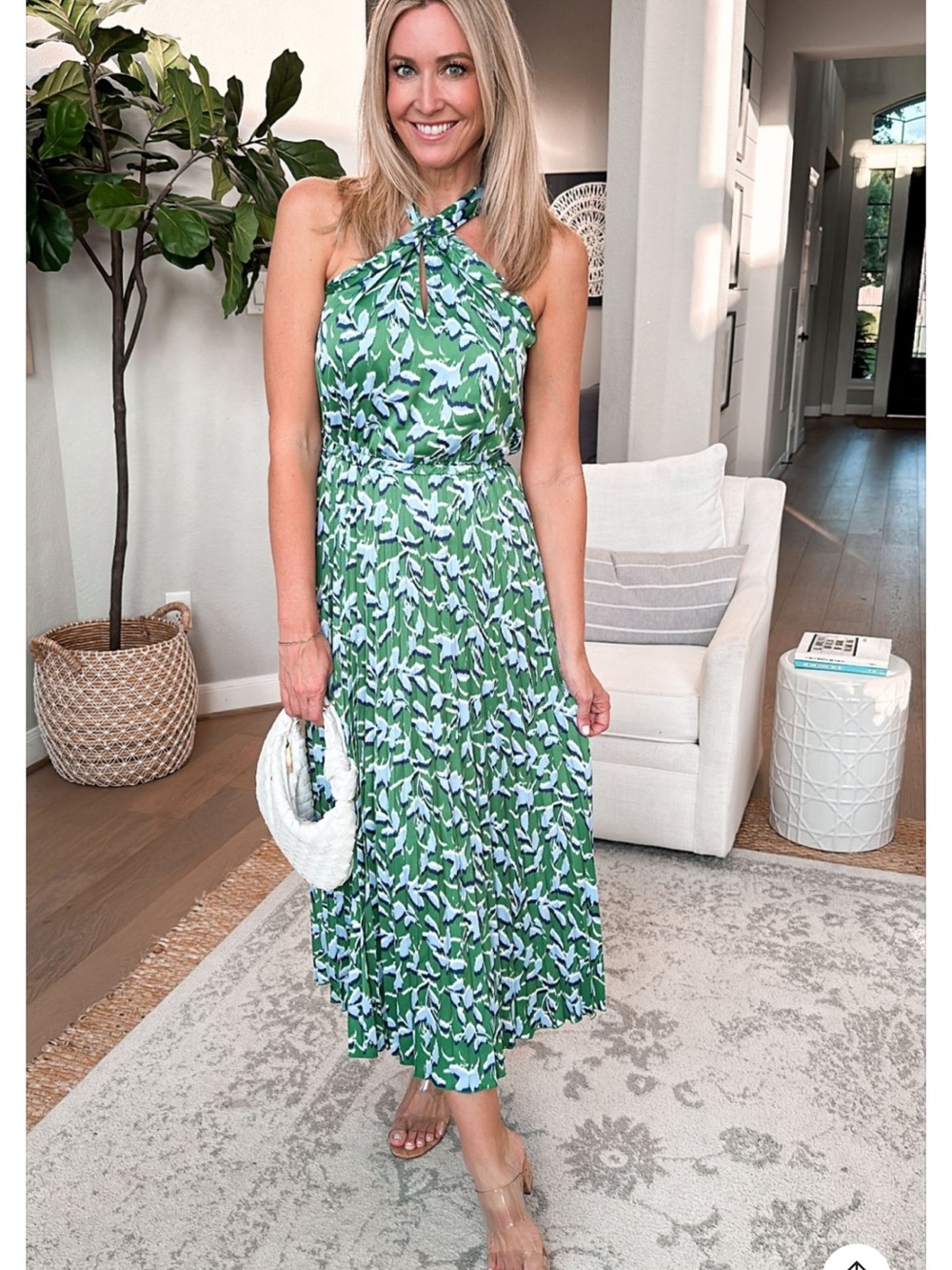 Scoop Green Floral Keyhole Halter-Neck Pleated Flowy Maxi Dress Size Large NWT